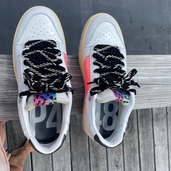 Super cute P448 white, grey, w/sparkly coral, low top sneakers. sz40. - Picture 5 of 12